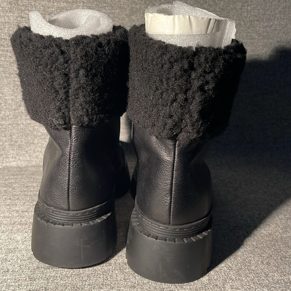 Marc Fisher Vina Leather Boots. NEW - Picture 5 of 7